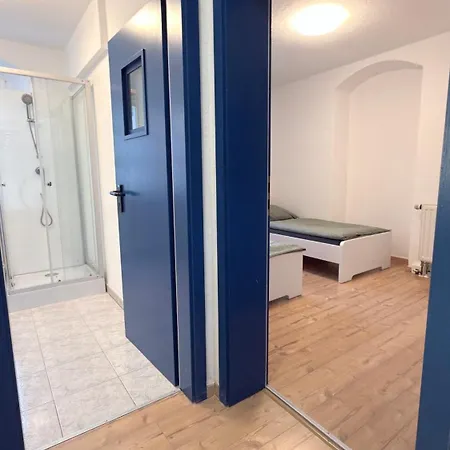 Mykonos House Mit 6 Schlafzimmer Kirchenlamitz