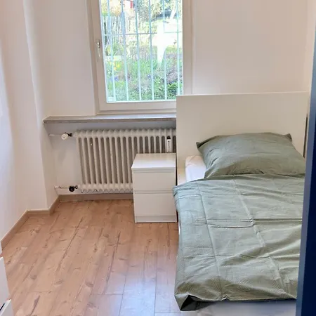 Mykonos House Mit 6 Schlafzimmer * Kirchenlamitz