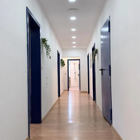 Mykonos House Mit 6 Schlafzimmer Kirchenlamitz